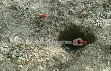 Kekeringan, Sebagian Warga Napis Gali Sungai Kering
